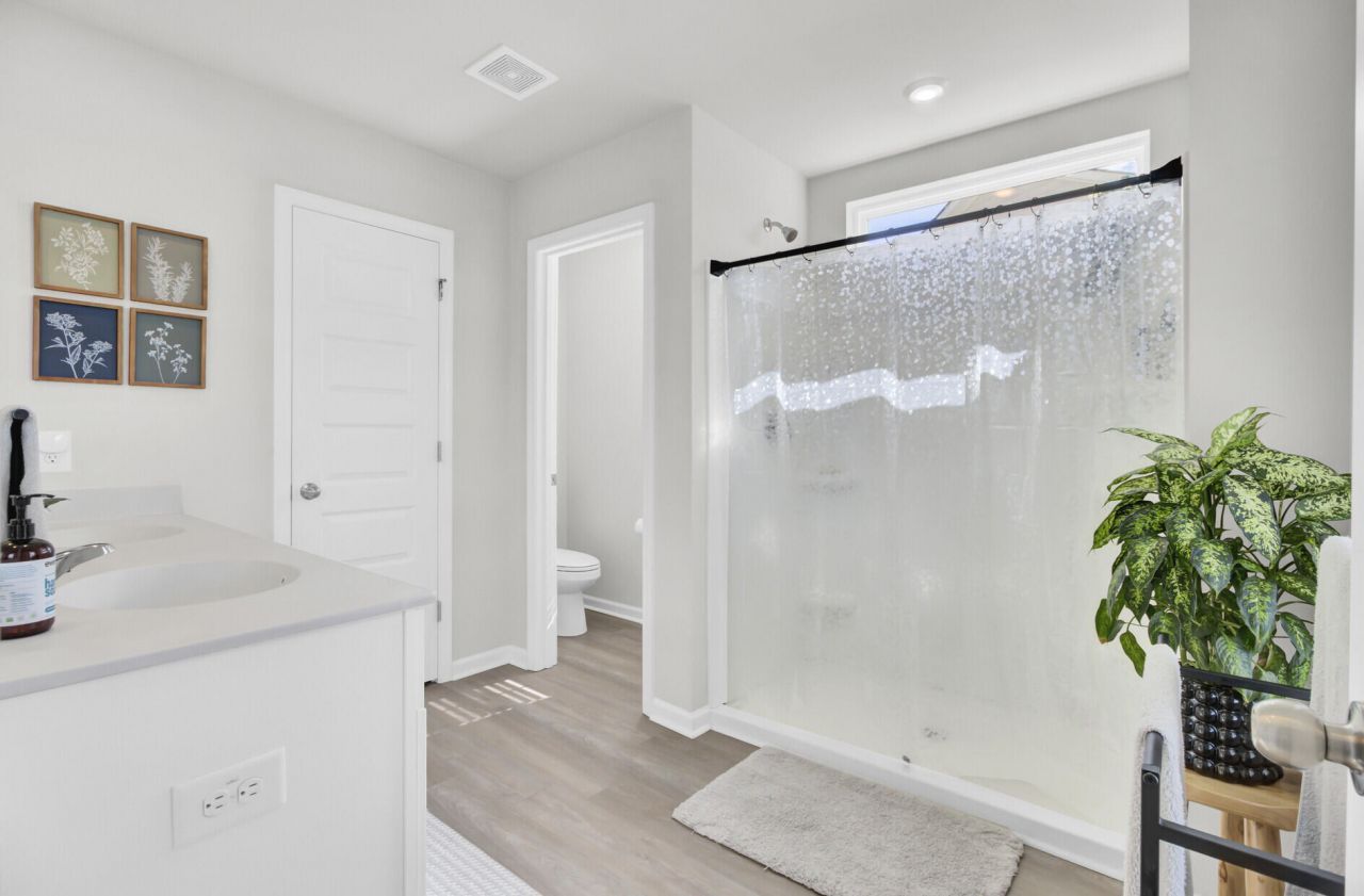 109 Pine Gate Drive Photo 35