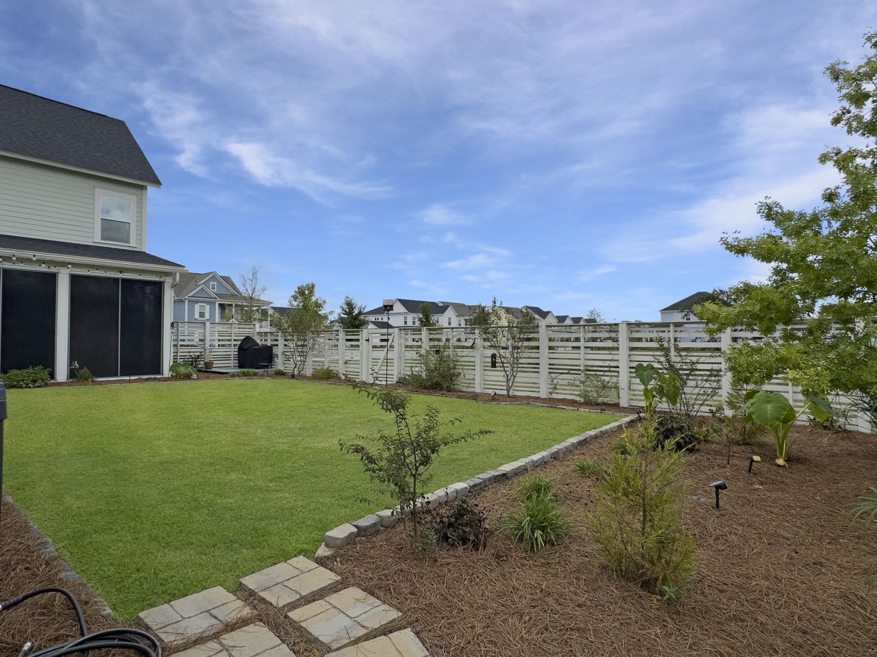 663 Blueway Avenue Photo 15