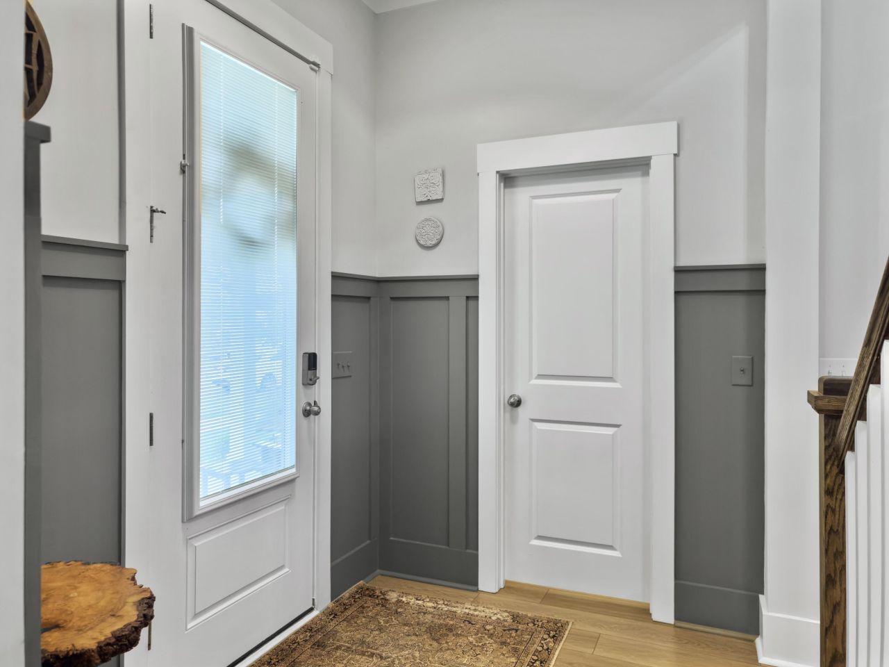 663 Blueway Avenue Photo 19