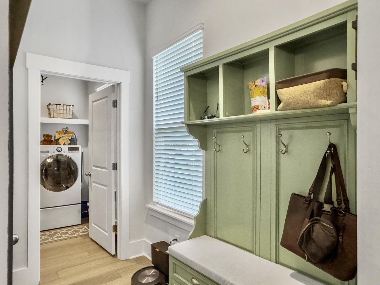 663 Blueway Avenue Photo 21