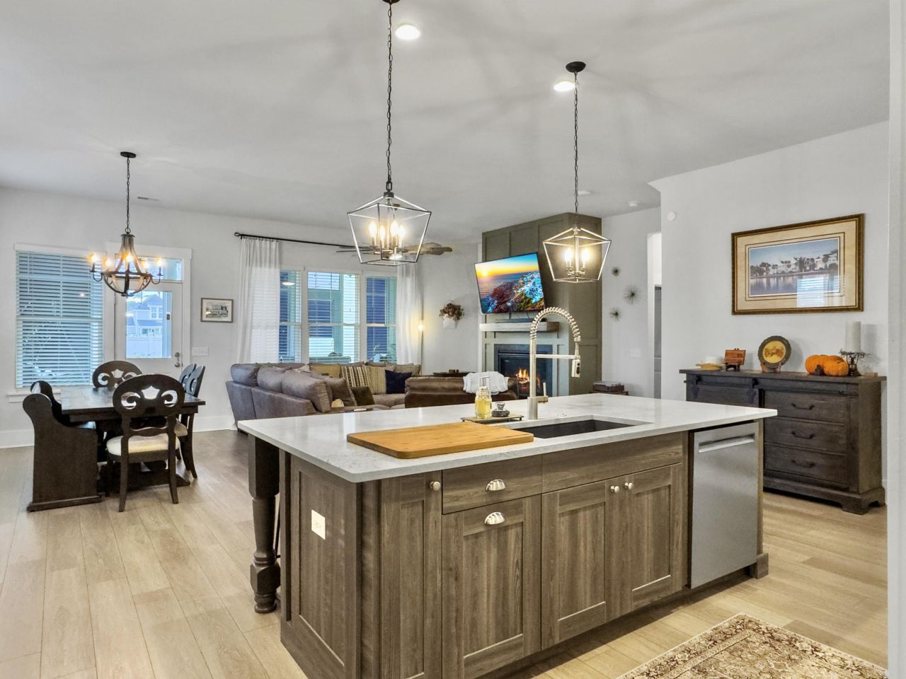 663 Blueway Avenue Photo 23