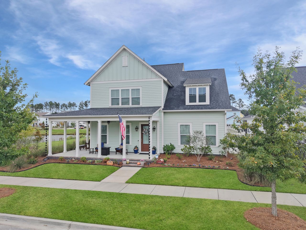 663 Blueway Avenue Photo 4