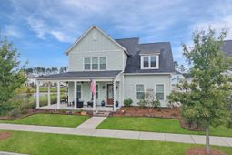 663 Blueway Avenue photo 4