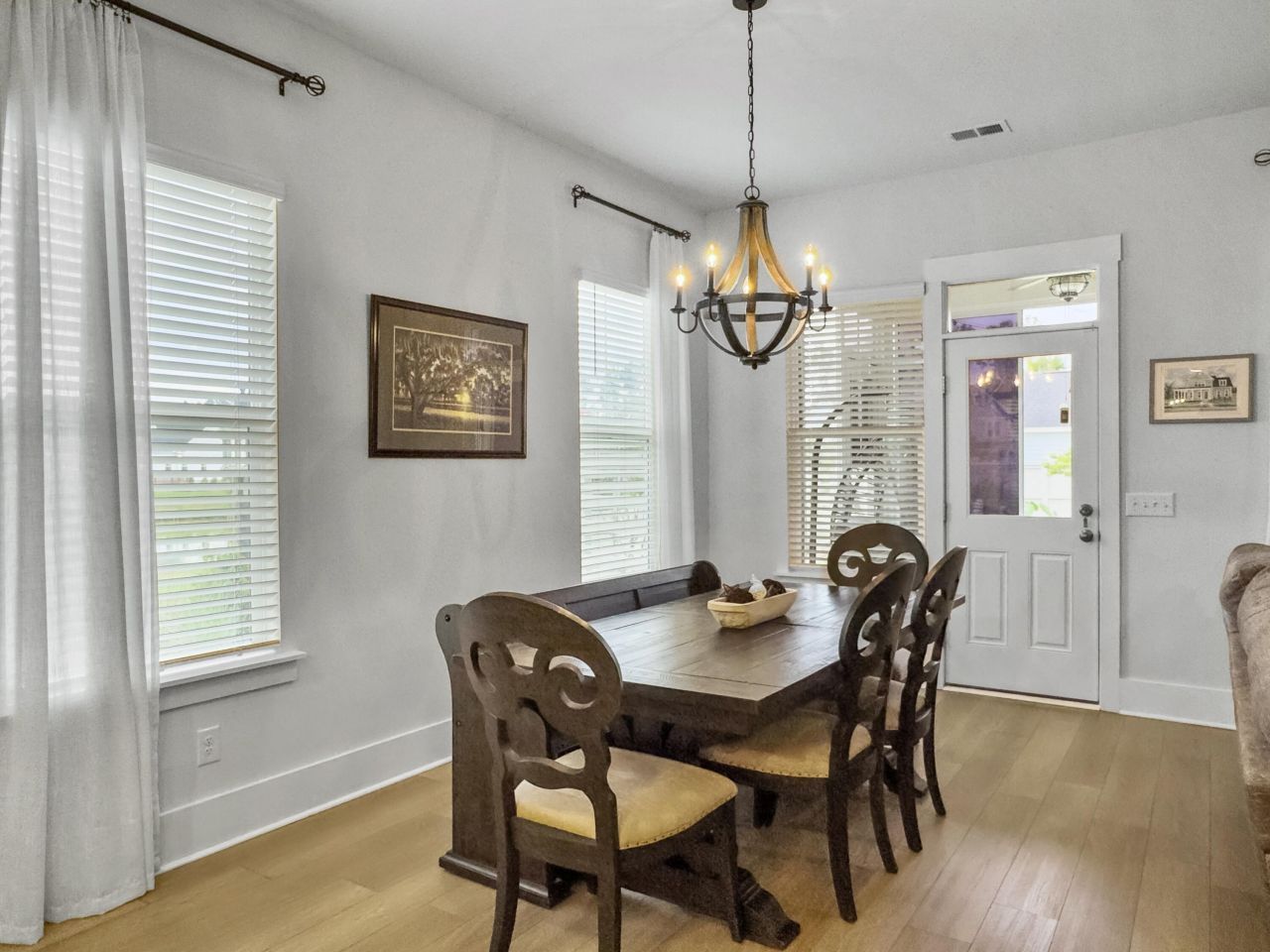 663 Blueway Avenue Photo 40