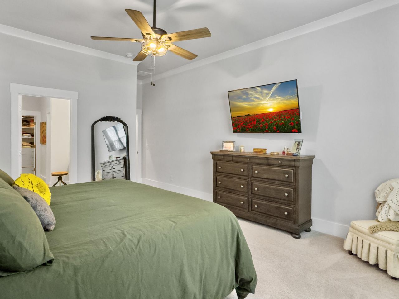 663 Blueway Avenue Photo 45