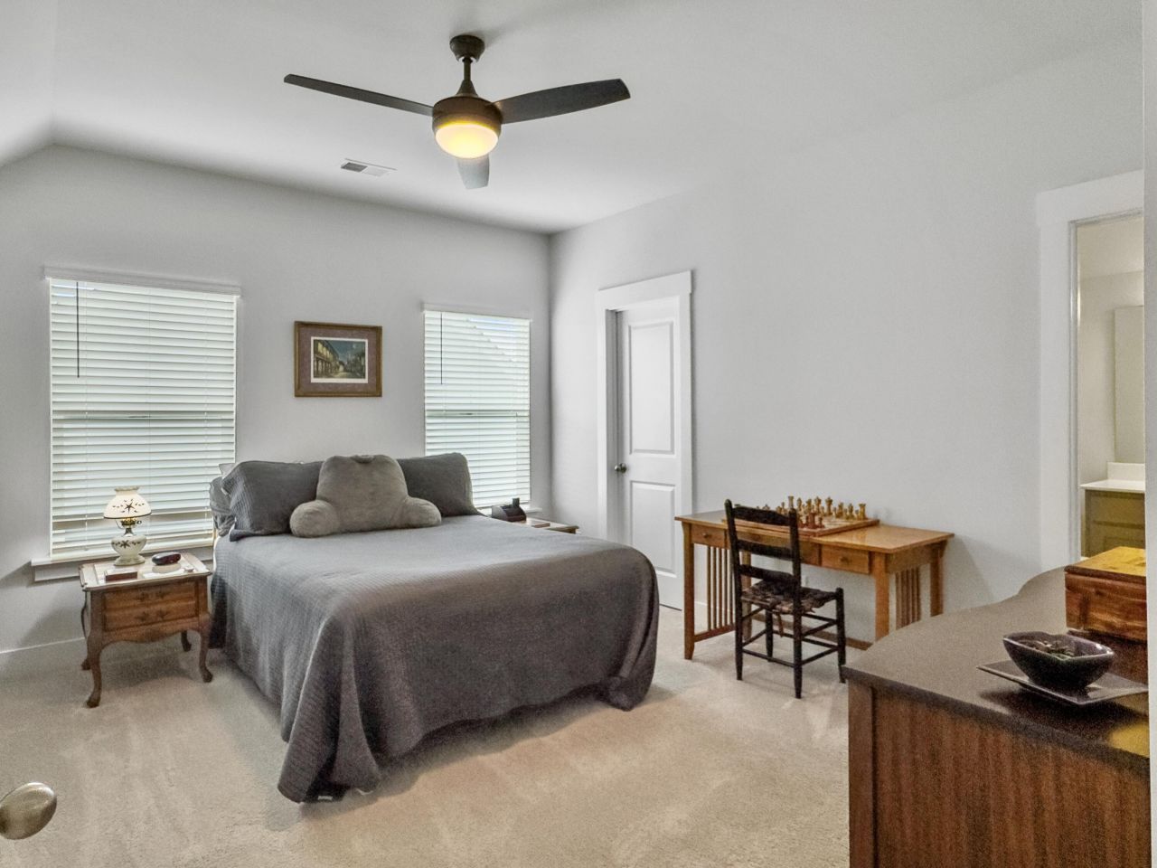 663 Blueway Avenue Photo 51