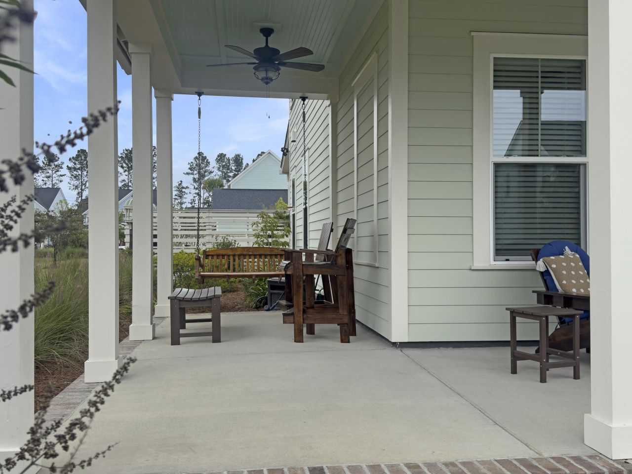 663 Blueway Avenue Photo 9