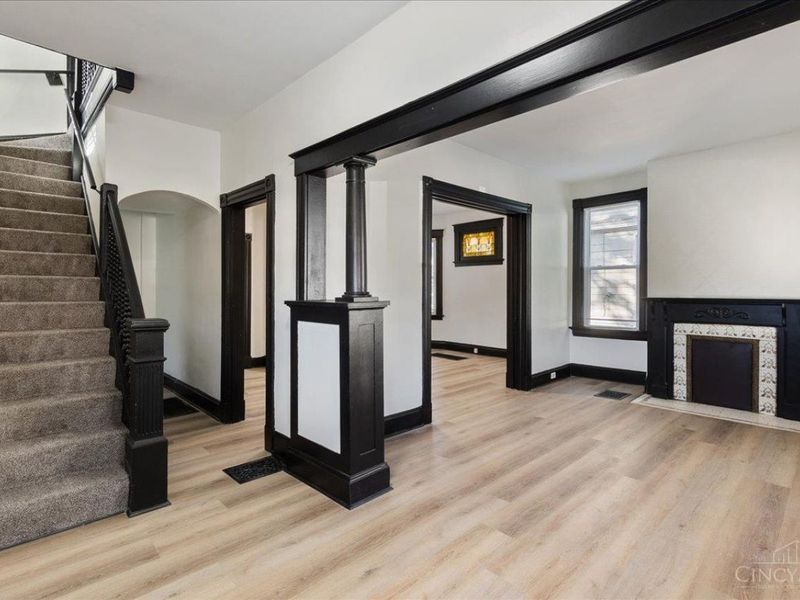 5213 Kenwood Road, Cincinnati, OH 45227 Photo 2