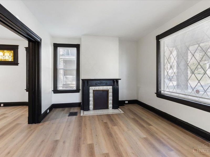 5213 Kenwood Road, Cincinnati, OH 45227 Photo 3