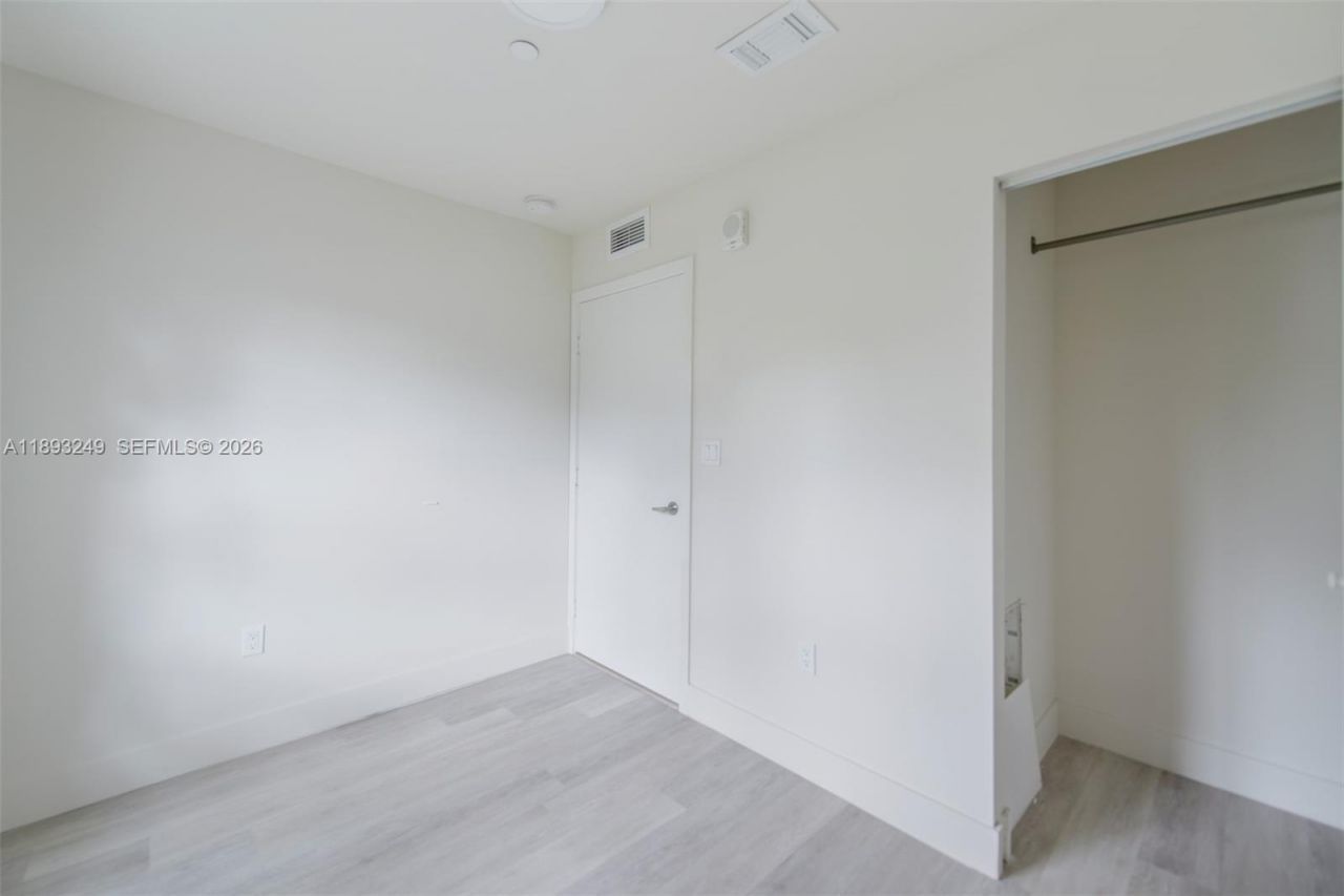 2535 NE 193rd St, Unit 3108, Miami, FL 33180 Photo