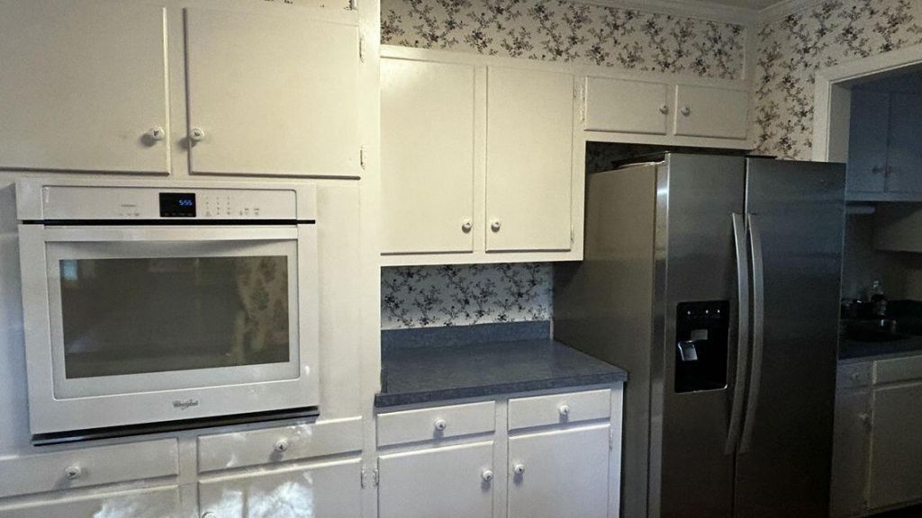 617 Pickwood Drive Photo 12