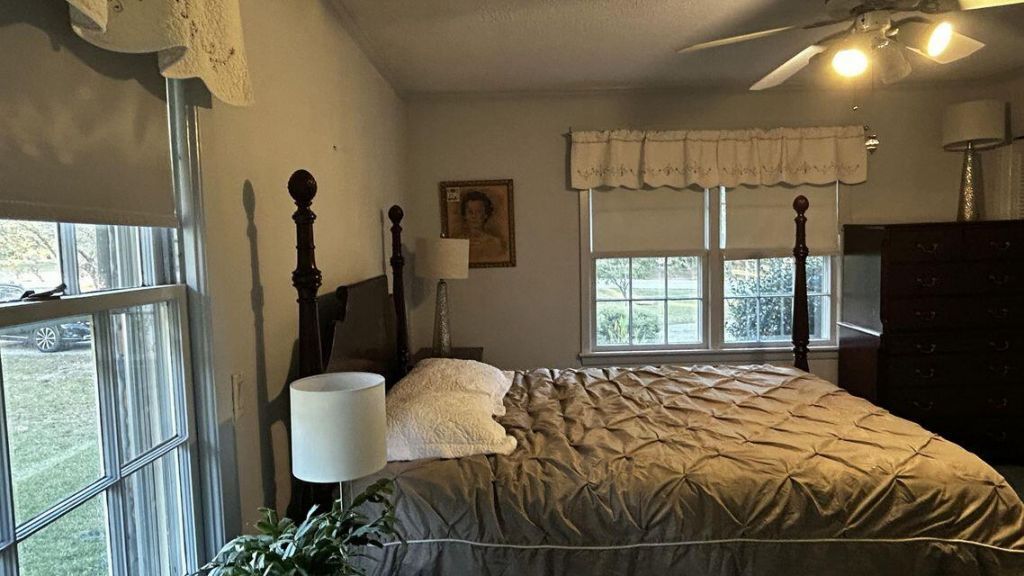 617 Pickwood Drive Photo 20