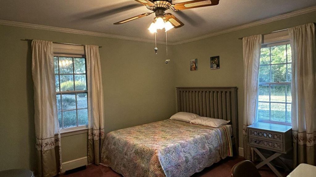 617 Pickwood Drive Photo 29