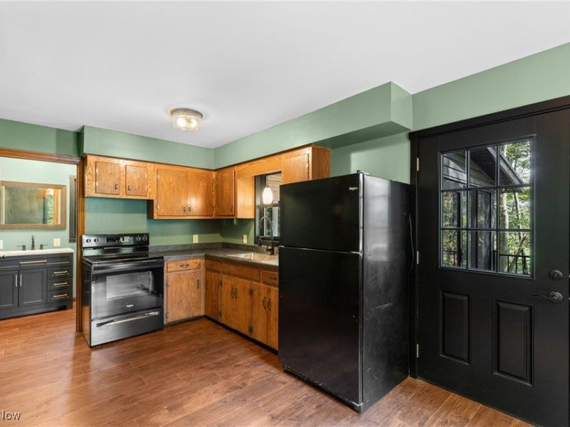 34810 Nelson Drive, Piedmont, OH 43983 Photo 5