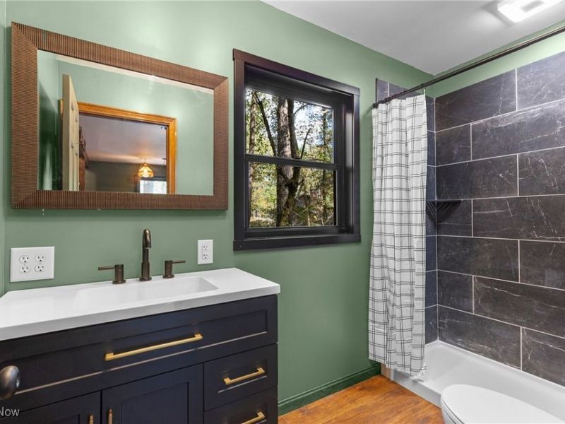 34810 Nelson Drive, Piedmont, OH 43983 Photo 8