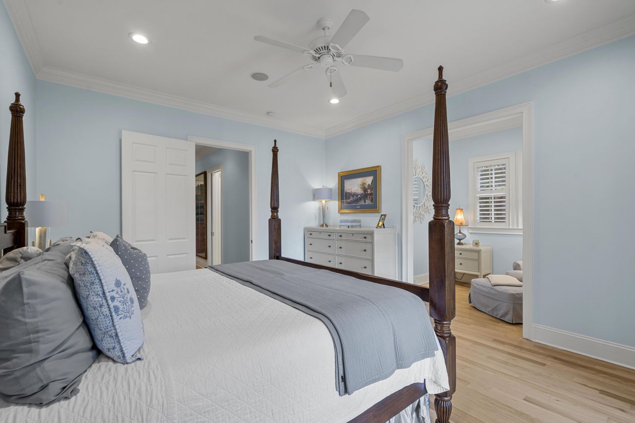 2508 Willington Court Photo 13