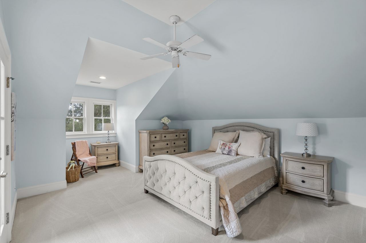 2508 Willington Court Photo 17