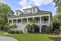 2508 Willington Court photo 4