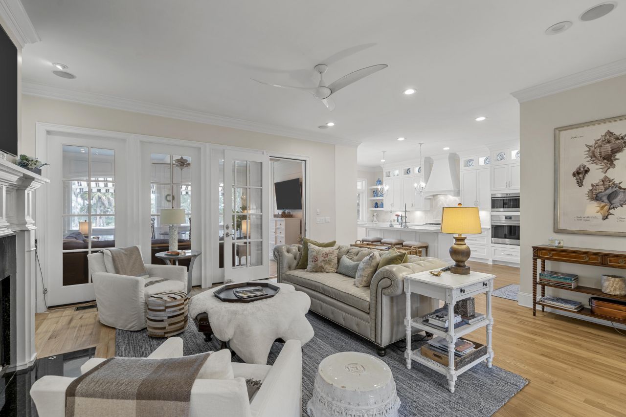 2508 Willington Court Photo 5