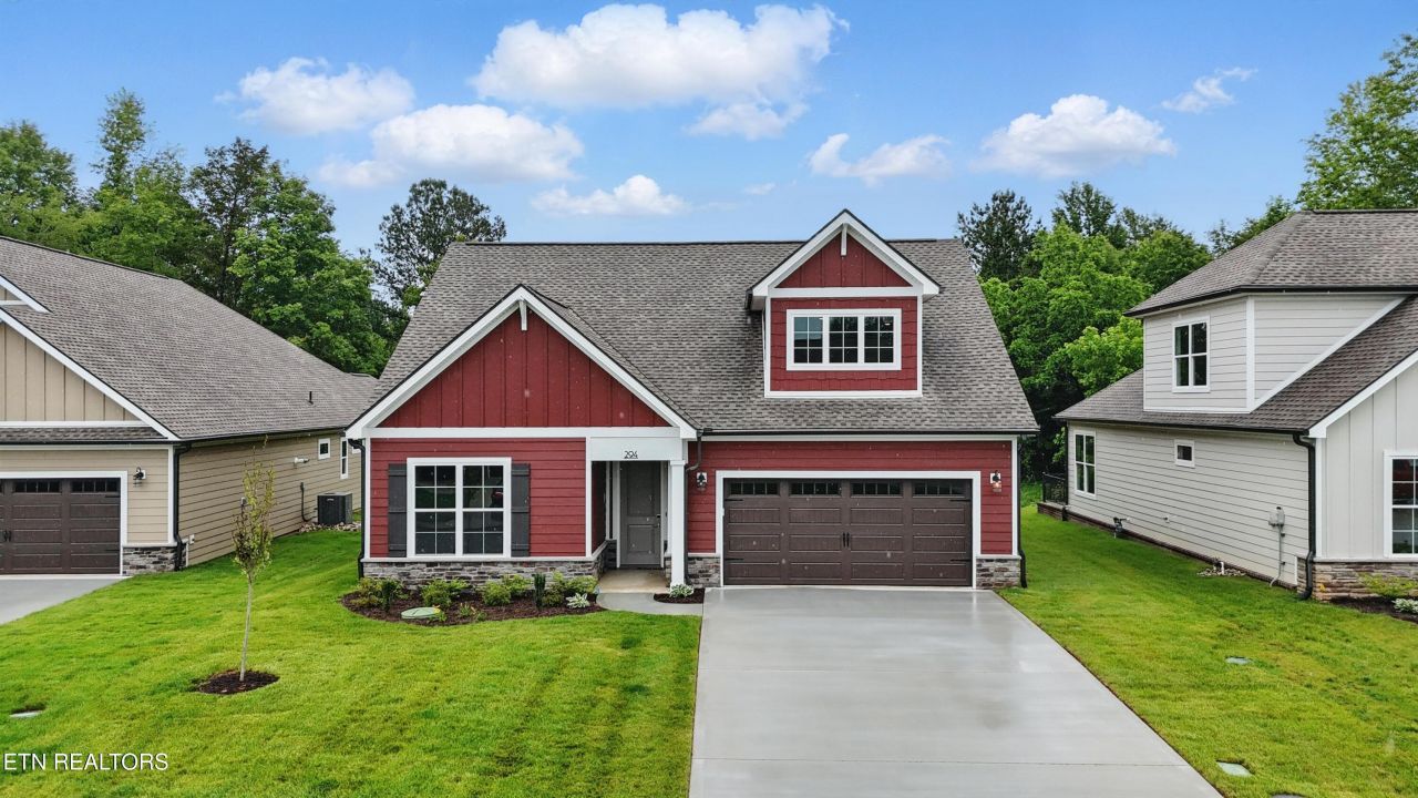 294 Trillium Tr, Lenoir City, TN 37771 Main Photo
