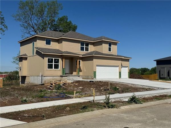 20774 Emerald Street, Spring Hill, KS 66083