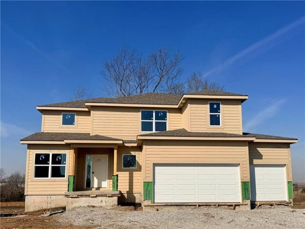 20774 Emerald Street, Spring Hill, KS 66083