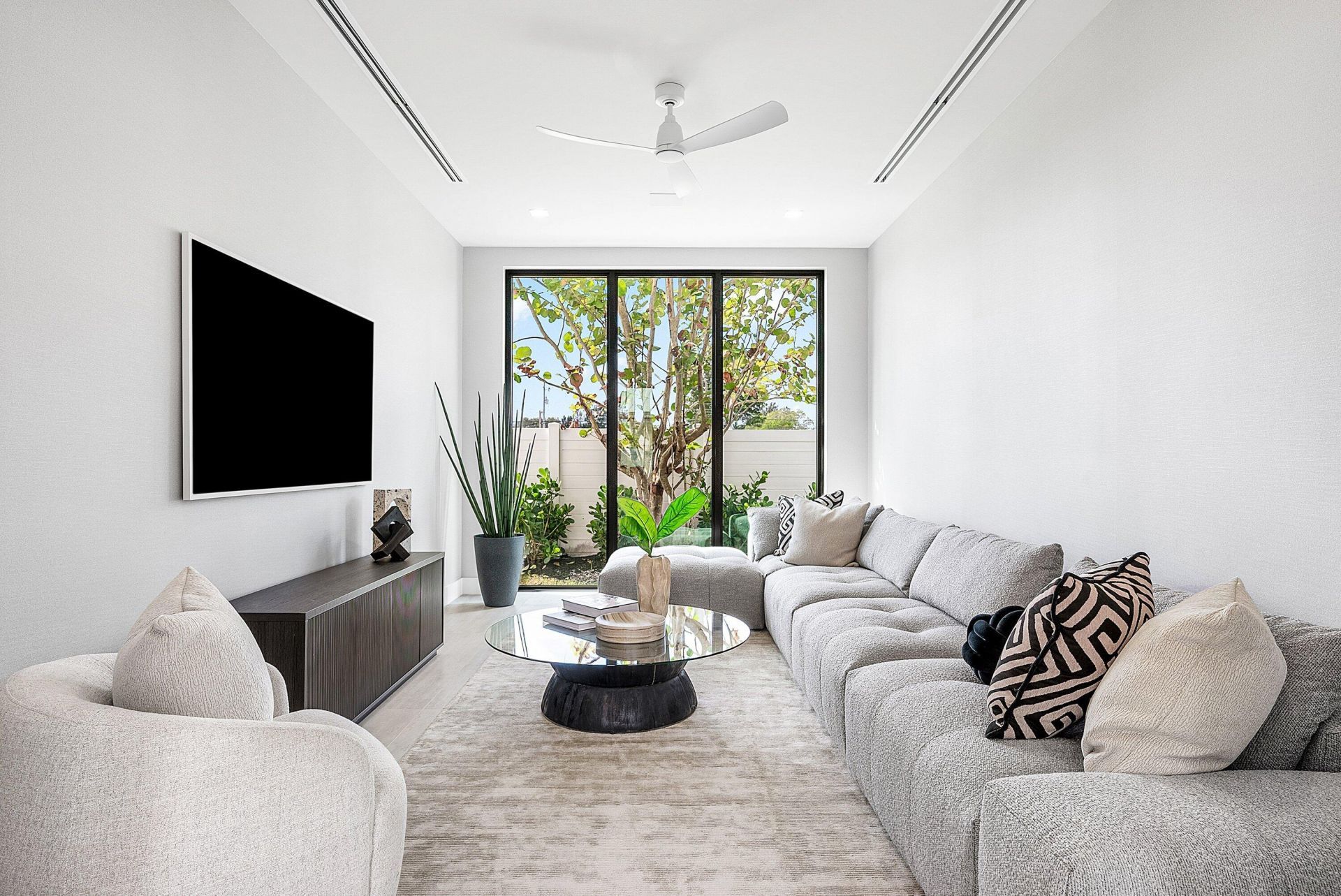 718 Lake Avenue N, Delray Beach, FL 33483 Photo