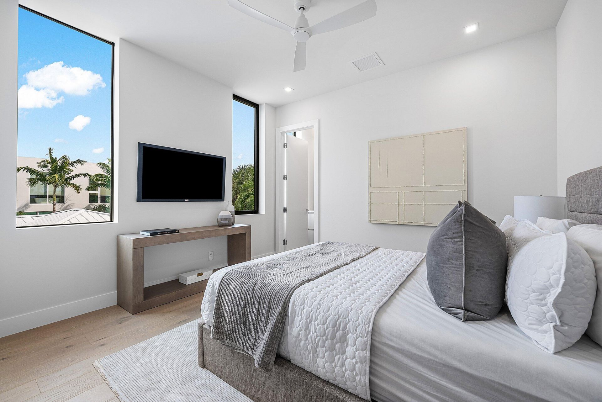 718 Lake Avenue N, Delray Beach, FL 33483 Photo