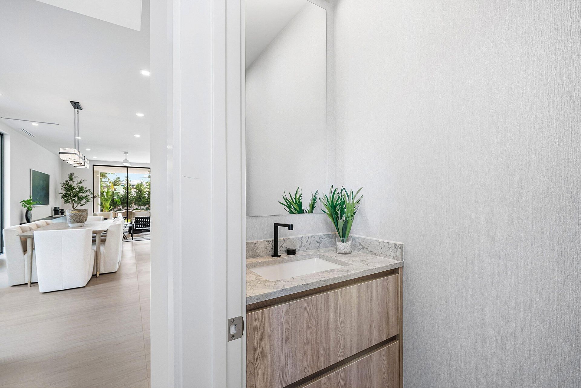 718 Lake Avenue N, Delray Beach, FL 33483 Photo