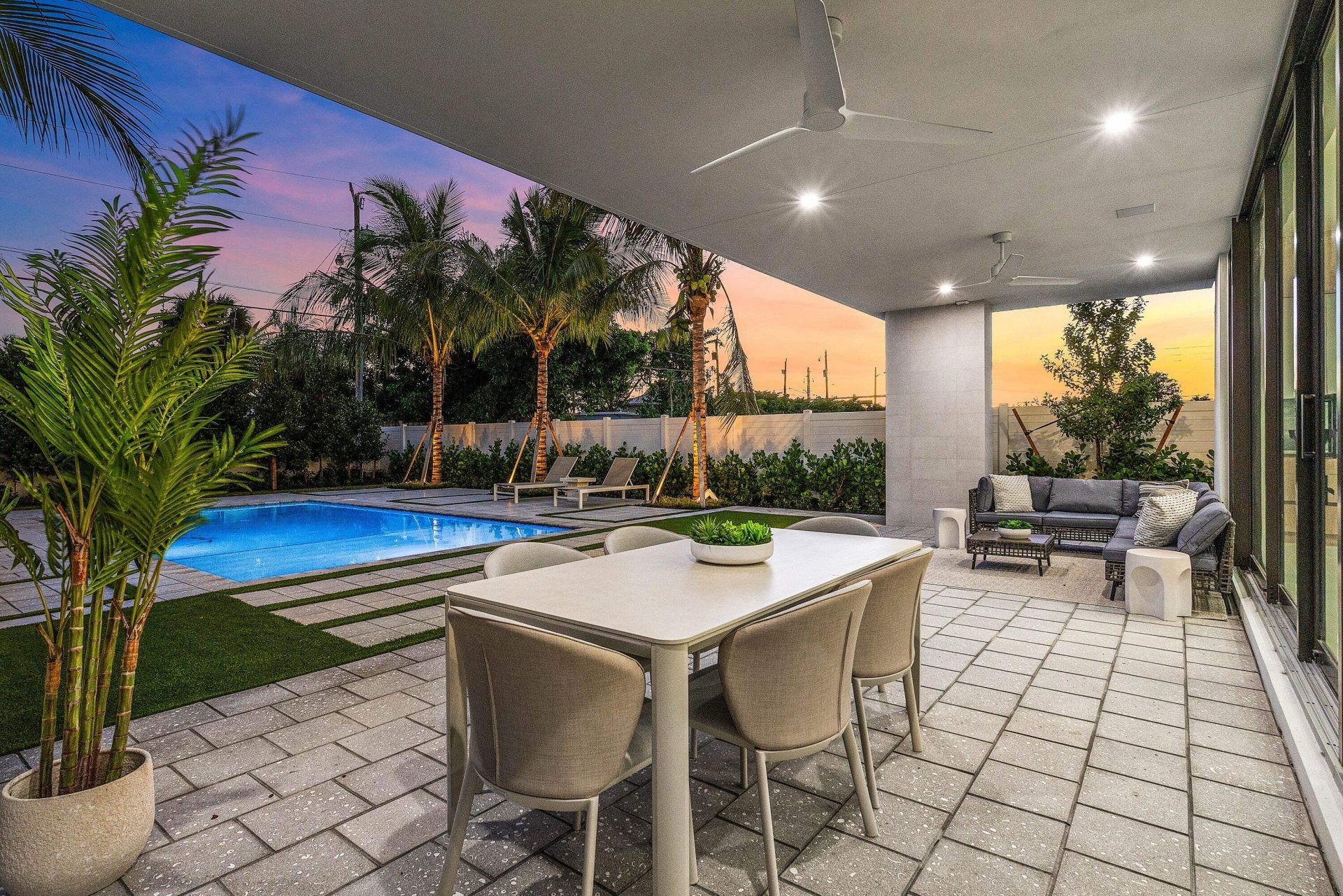 718 Lake Avenue N, Delray Beach, FL 33483 Photo