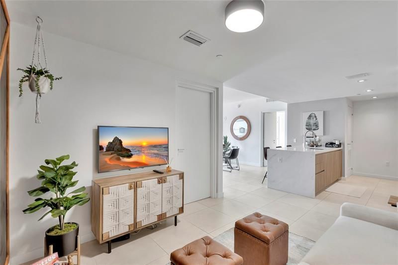 401 N Birch Road, Unit 504, Fort Lauderdale, FL 33304 Photo