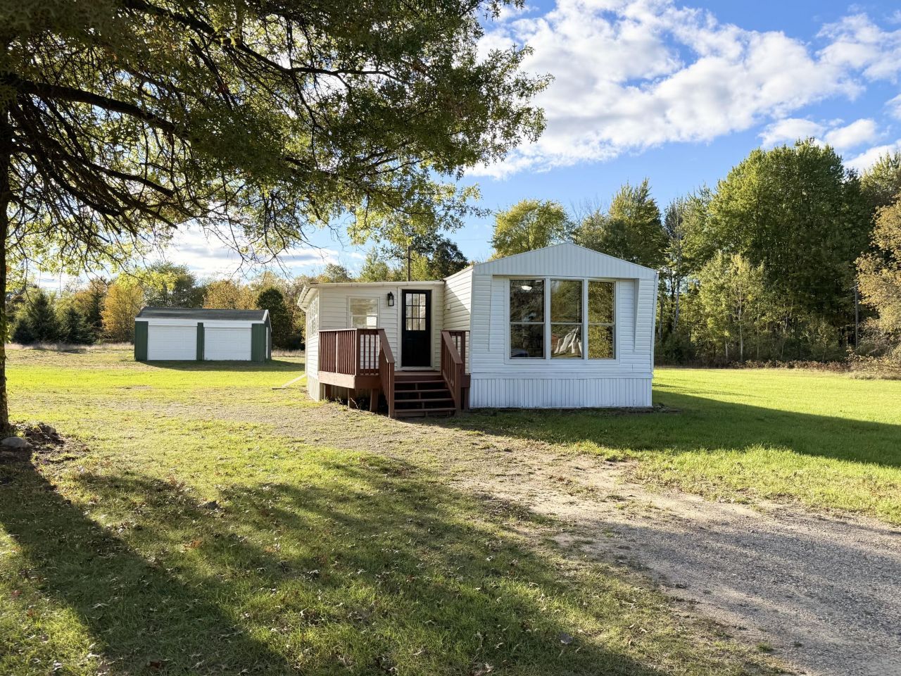 16303 Ritchie Avenue Ne, Sand Lake, MI 49343 Main Photo