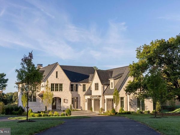 9605 GEORGETOWN PIKE, GREAT FALLS, VA 22066