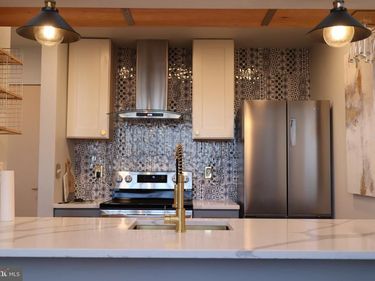 1601 00 SPRING GARDEN STREET, Unit 318, PHILADELPHIA, PA 19130