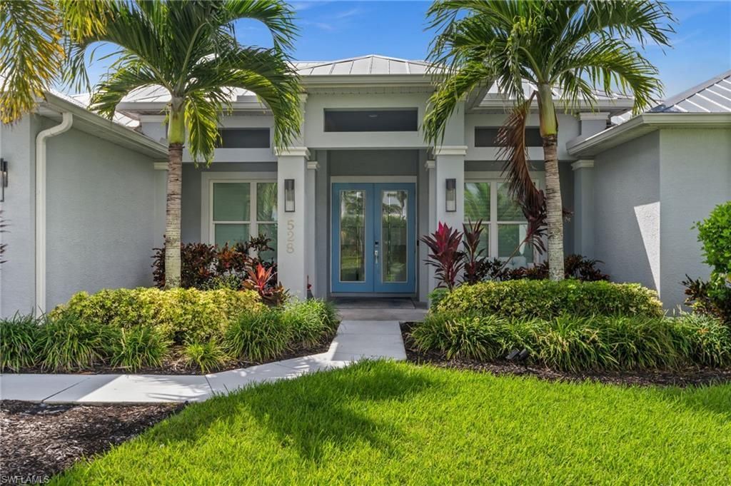 528 SE 14th Ter, Cape Coral, FL 33990 Photo