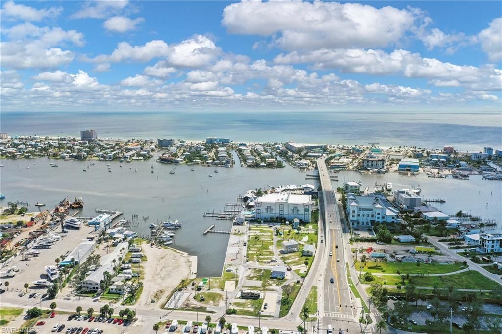 19281 #45 San Carlos Blvd, Fort Myers Beach, FL 33931 Photo