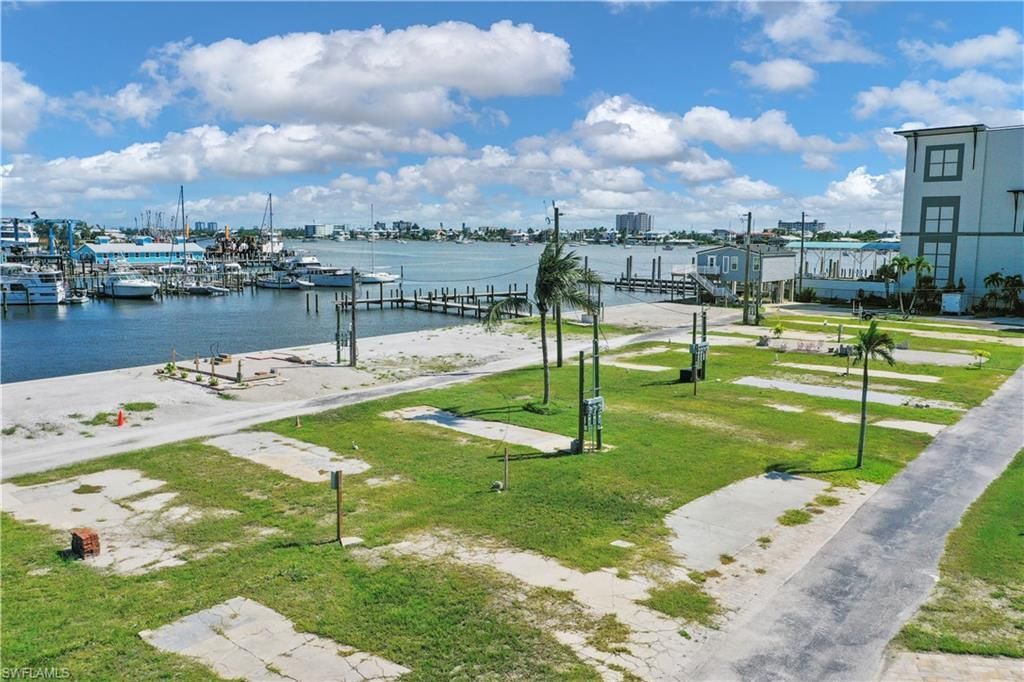 19281 #57 San Carlos Blvd, Fort Myers Beach, FL 33931 Photo