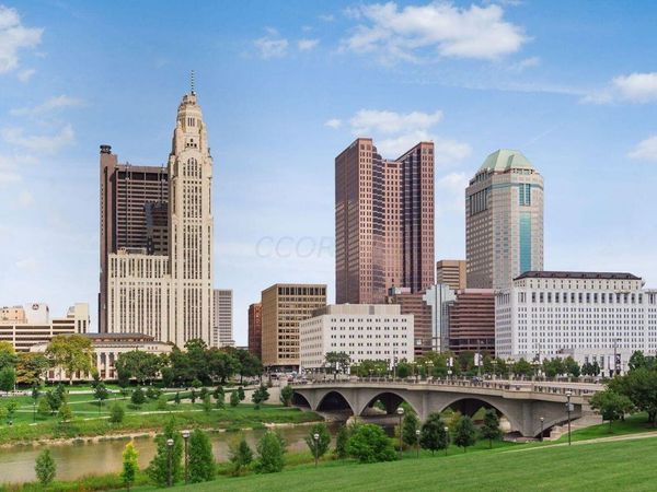 50 W Broad Street, Unit 3003, Columbus, OH 43215