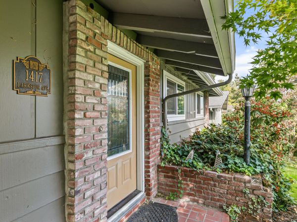 1417 Larkspur Avenue, Medford, OR 97504