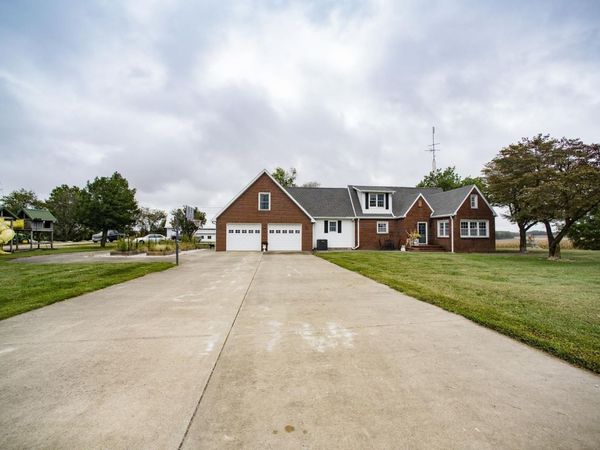 6548 S Hart Street Road, Monroe City, IN 47557