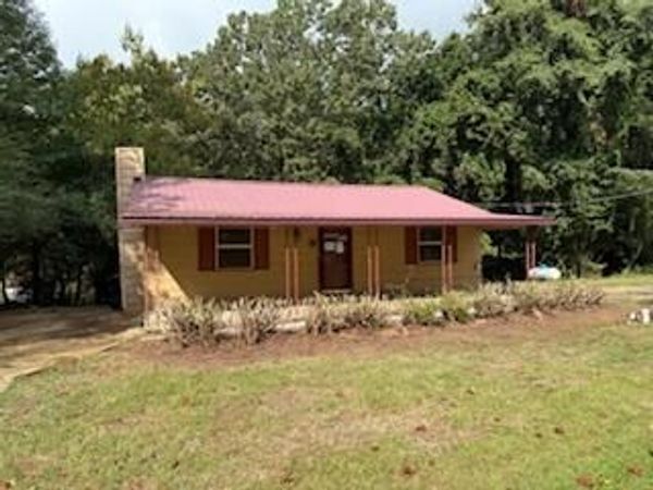 820 E Chickasaw Road, Pope, MS 38658
