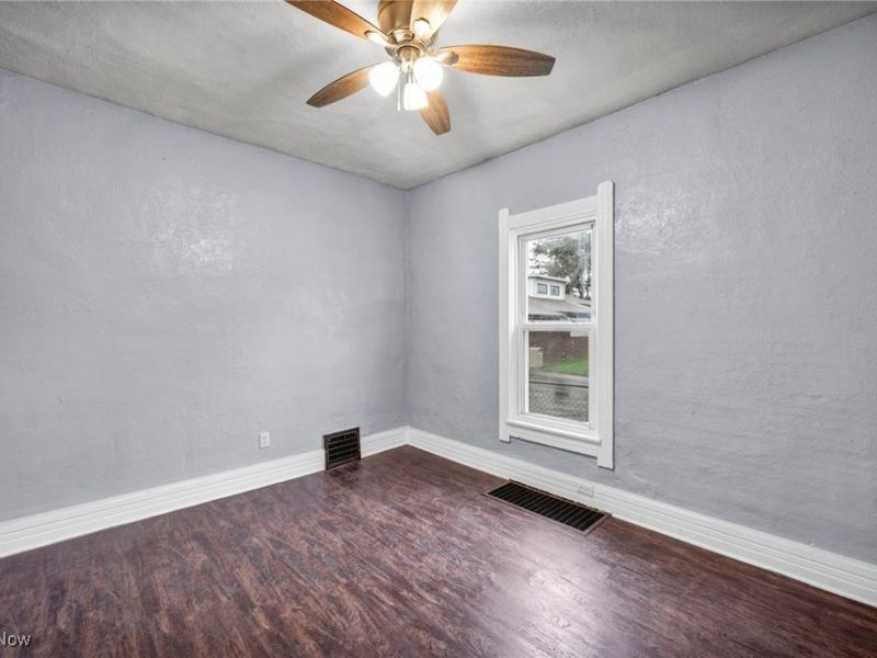 1311 W Erie, Lorain, OH 44052 Photo 18