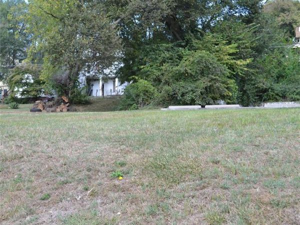 1008 Center Street, Hannibal, MO 63401