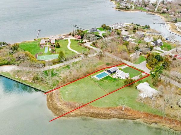 13 Tarkettle Road, Shelter Island, NY 11964