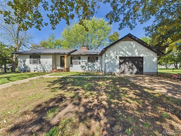 309 W Allis Avenue, Bernie, MO 63822