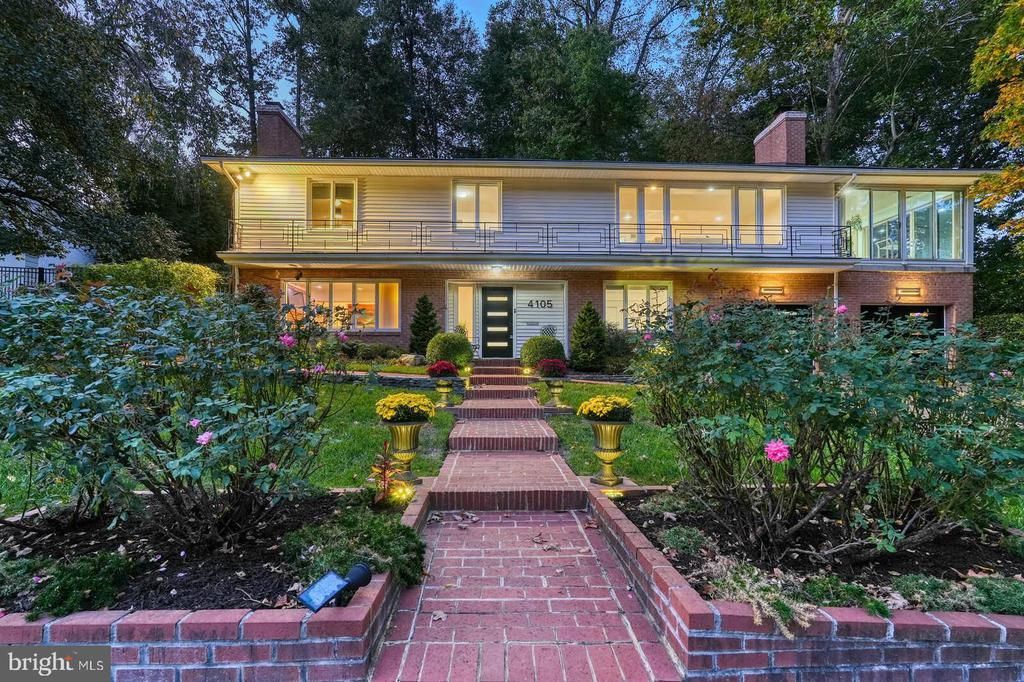 4105 27th Street N, Arlington, VA 22207 Main Photo