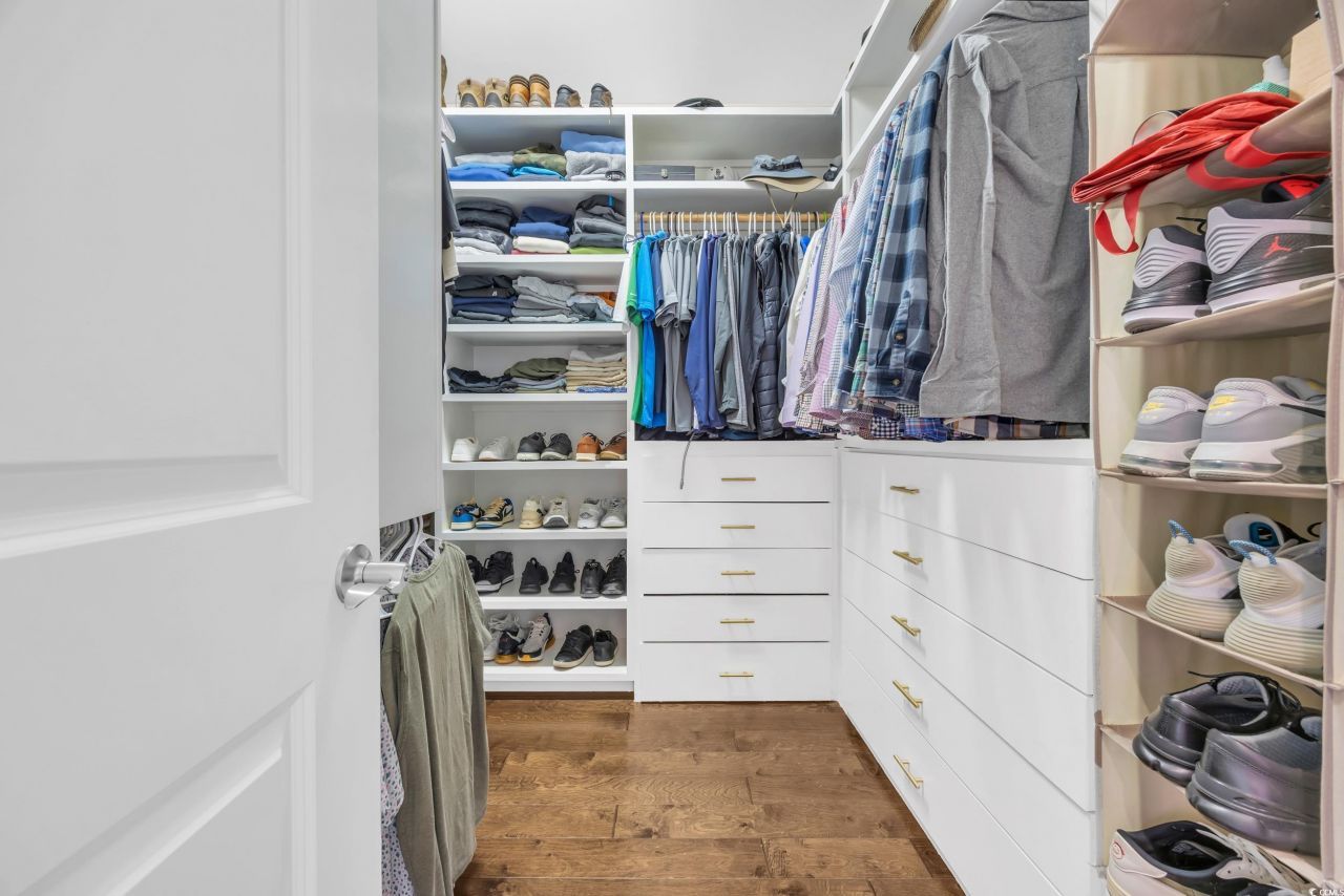 937 Bluffview Dr. Photo 25