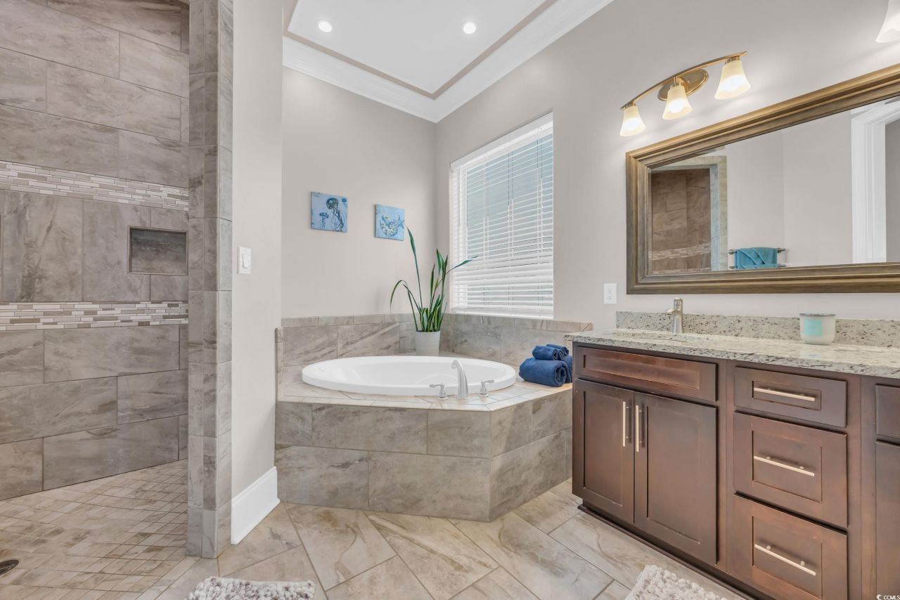 937 Bluffview Dr. Photo 4