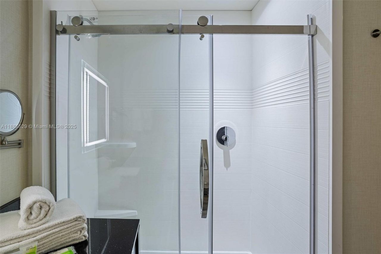 3755 NW 78th Ave, Doral, FL 33166 Photo