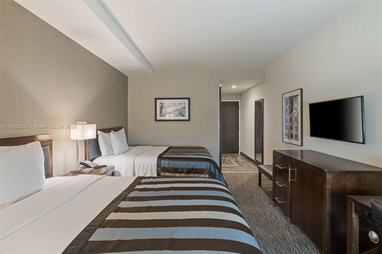 3755 NW 78th Ave, Doral, FL 33166 Photo